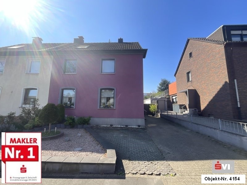 Perfekte Kombination – Zweifamilienhaus mit gemütlichem Garten in Oberhausen-Osterfeld/Rothebusch Perfekte Kombination – Zweifamilienhaus mit gemütlichem Garten in Oberhausen-Osterfeld/Rothebusch