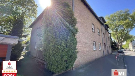 Attraktive Dachgeschosswohnung in DU-Obermeiderich mit Garage und wohnlich ausgebautem Spitzboden