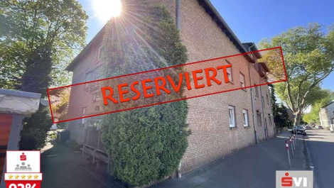 Attraktive Dachgeschosswohnung in DU-Obermeiderich mit Garage und wohnlich ausgebautem Spitzboden