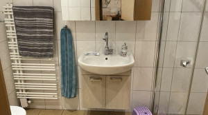 WC rechte Wohnung