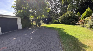Hof_Garage_Garten