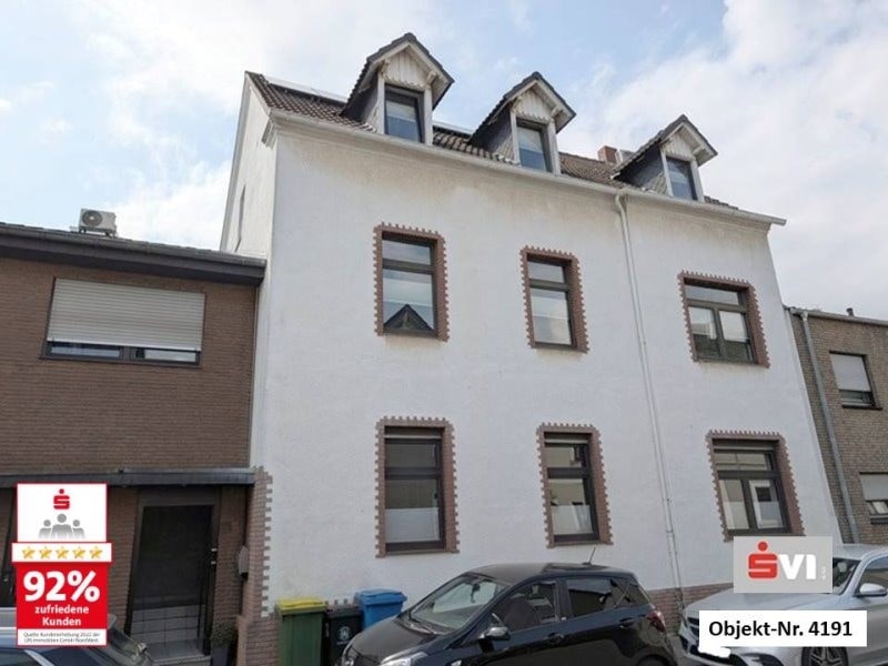 Attraktives 2-3-Familienhaus in Oberhausen-Styrum