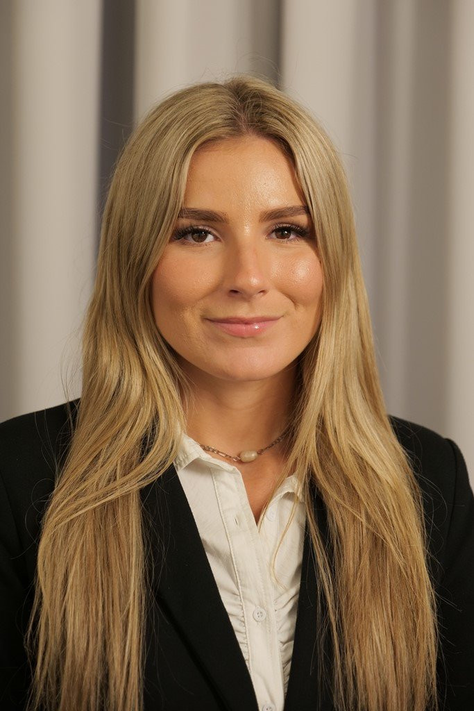 Joelle Güttler (Auszubildende)