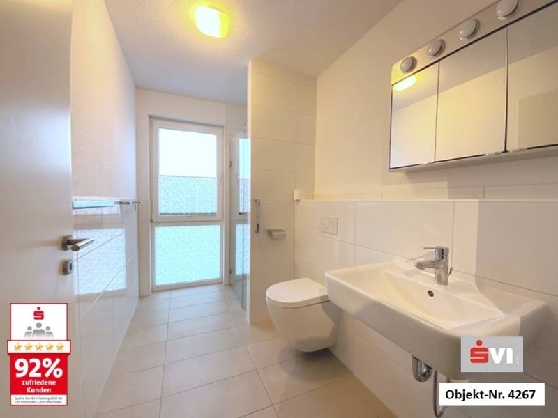 Moderne Wohnung im 2022 erbauten MFH – komfortabel, hell und barrierearm wohnen in OB-Mitte