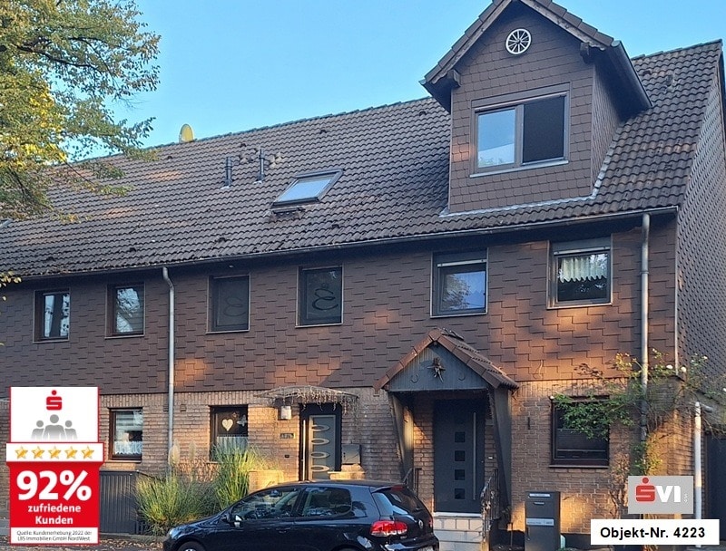 Gepflegtes Reihenhaus mit Garage in Oberhausen-Lirich