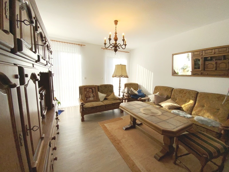 Moderne, barrierearme 2-Zimmer-Wohnung mit Balkon und Stellplatz in der Oberhausener Innenstadt - Foto 1