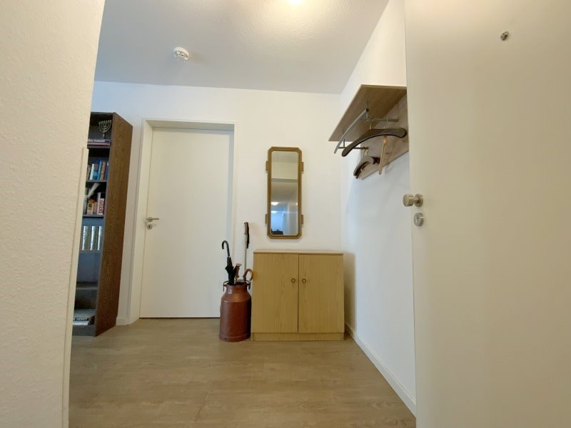 Moderne 2-Zimmer-Wohnung mit Aufzug und Loggia in Oberhausen-Mitte - Photo 2
