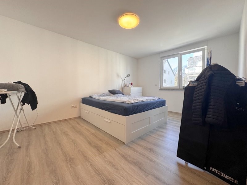Moderne 2-Zimmer-Wohnung mit Aufzug und großzügigem Balkon in Oberhausen-Sterkrade - Photo 2