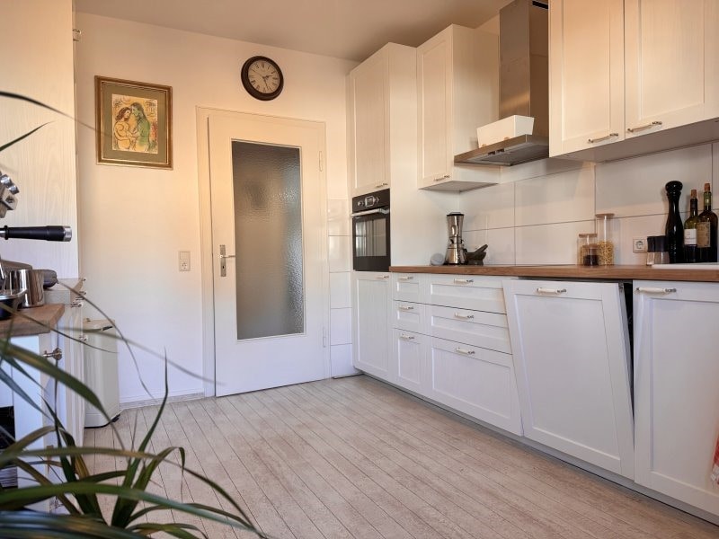 Großzügige 2,5-Zimmer-Wohnung mit Balkon und Gemeinschaftshof in zentraler Lage von Oberhausen-Mitte - Photo 5