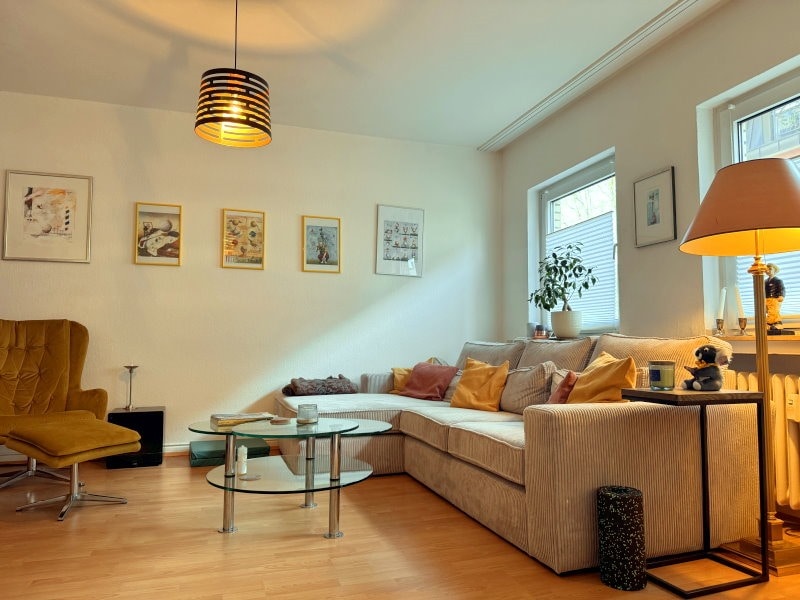 Großzügige 2,5-Zimmer-Wohnung mit Balkon und Gemeinschaftshof in zentraler Lage von Oberhausen-Mitte - Photo 1